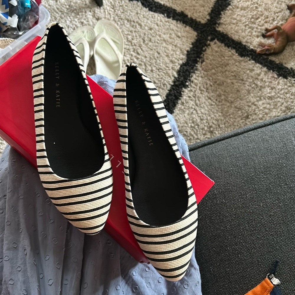 stripe flats